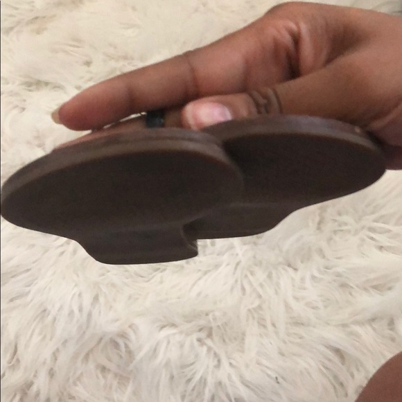 🎈SOLD🎈Authentic Tory Burch Sandals 👣 - Picture 4 of 4